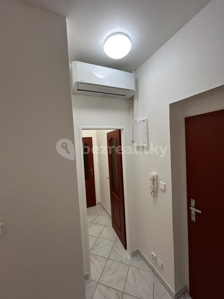 Prenájom bytu 2-izbový 48 m², Drahobejlova, Praha, Praha Prenájom bytu 2-izbový 48 m², Drahobejlova, Praha, Praha