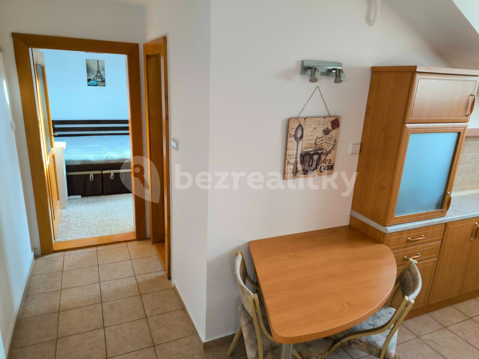 Prenájom bytu 1-izbový 40 m², Benešovo nábřeží, Zlín, Zlínský kraj Prenájom bytu 1-izbový 40 m², Benešovo nábřeží, Zlín, Zlínský kraj
