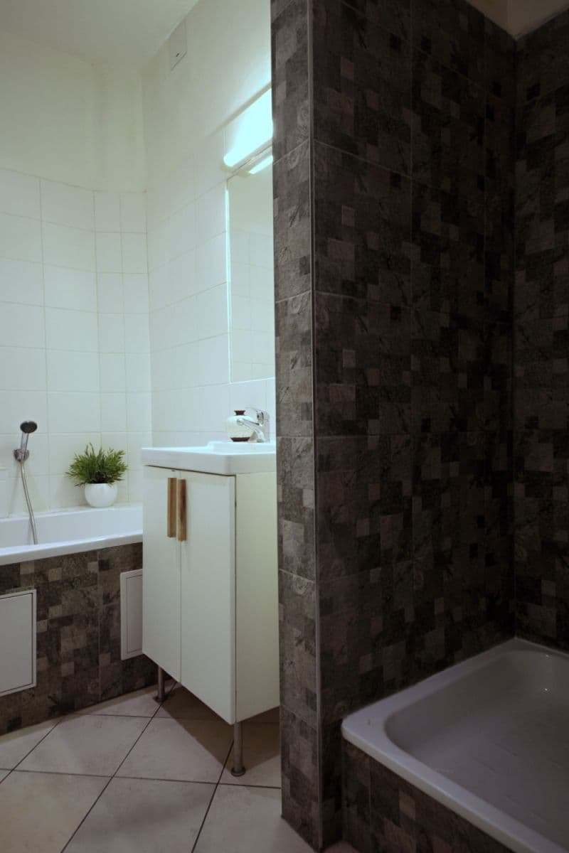 Prenájom bytu 50 m², Čajkovského, Praha, Praha Prenájom bytu 50 m², Čajkovského, Praha, Praha