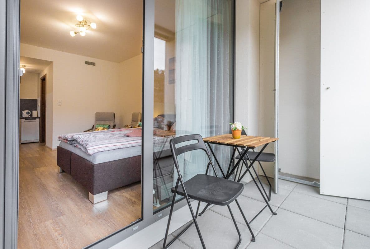 Prenájom bytu 35 m², Hlaváčkova, Praha, Praha Prenájom bytu 35 m², Hlaváčkova, Praha, Praha
