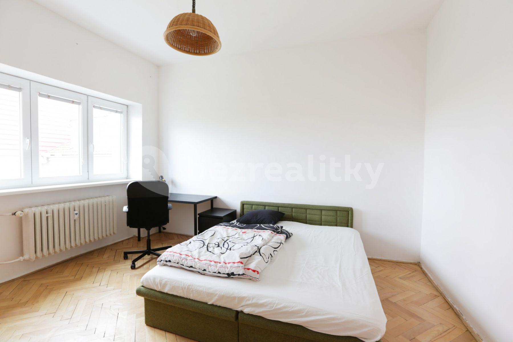 Prenájom bytu 2-izbový 57 m², Chaloupeckého náměstí, Brno, Jihomoravský kraj