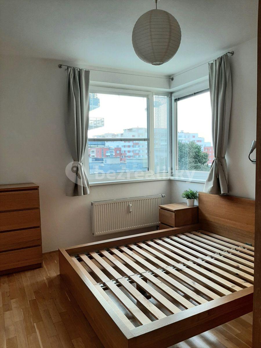 Prenájom bytu 2-izbový 55 m², Werichova, Praha, Praha