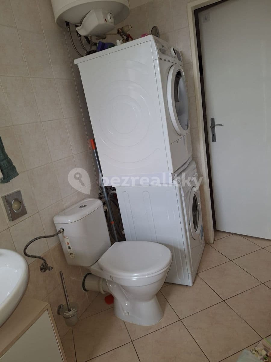 Prenájom bytu 1-izbový 48 m², Čimická, Praha, Praha Prenájom bytu 1-izbový 48 m², Čimická, Praha, Praha