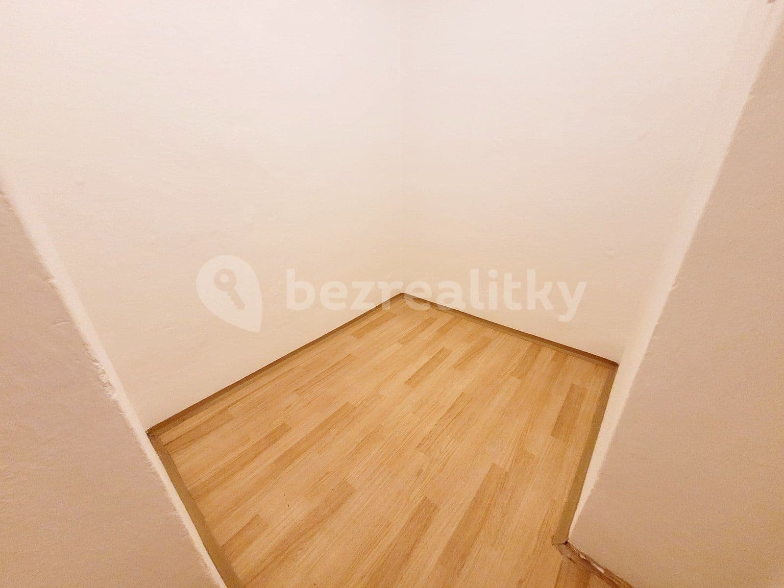 Prenájom bytu 3-izbový 70 m², Okružní, Havířov, Moravskoslezský kraj