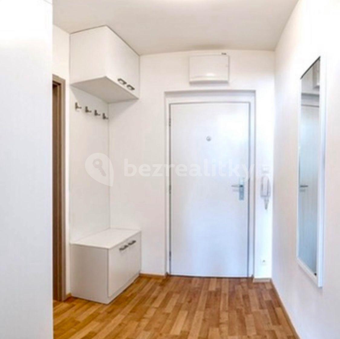 Prenájom bytu 1-izbový 30 m², Aloise Rašína, Olomouc, Olomoucký kraj