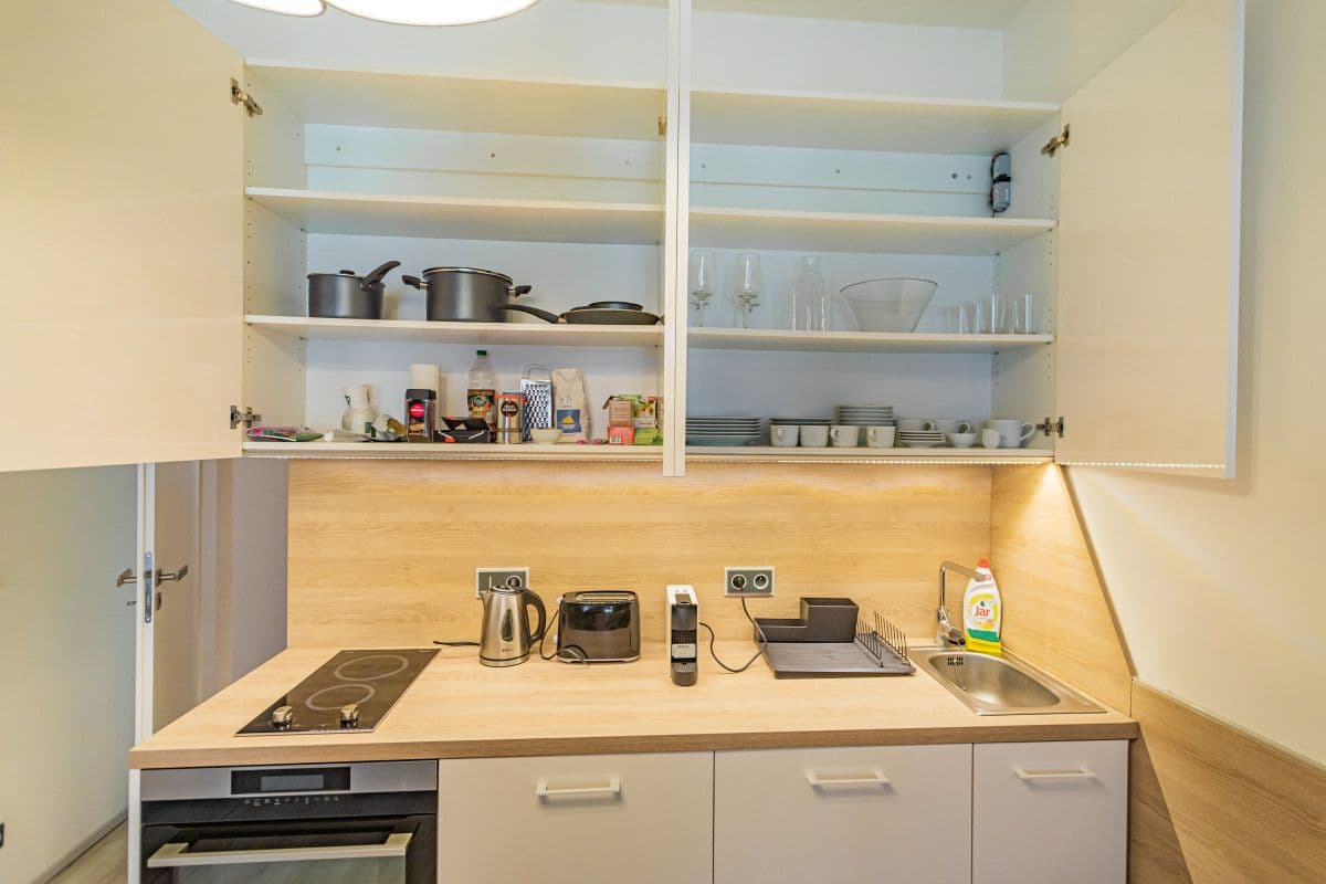 Prenájom bytu 25 m², Stroupežnického, Praha, Praha Prenájom bytu 25 m², Stroupežnického, Praha, Praha