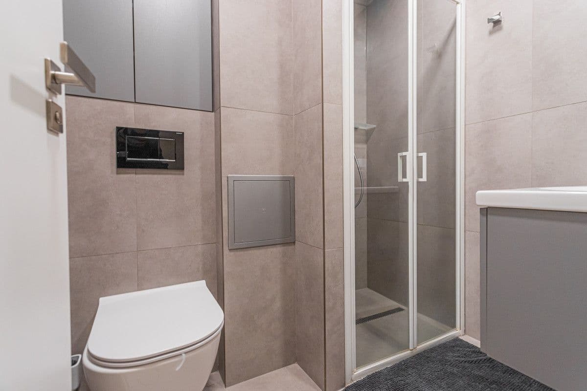 Prenájom bytu 25 m², Stroupežnického, Praha, Praha Prenájom bytu 25 m², Stroupežnického, Praha, Praha