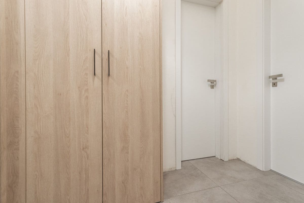 Prenájom bytu 25 m², Stroupežnického, Praha, Praha Prenájom bytu 25 m², Stroupežnického, Praha, Praha