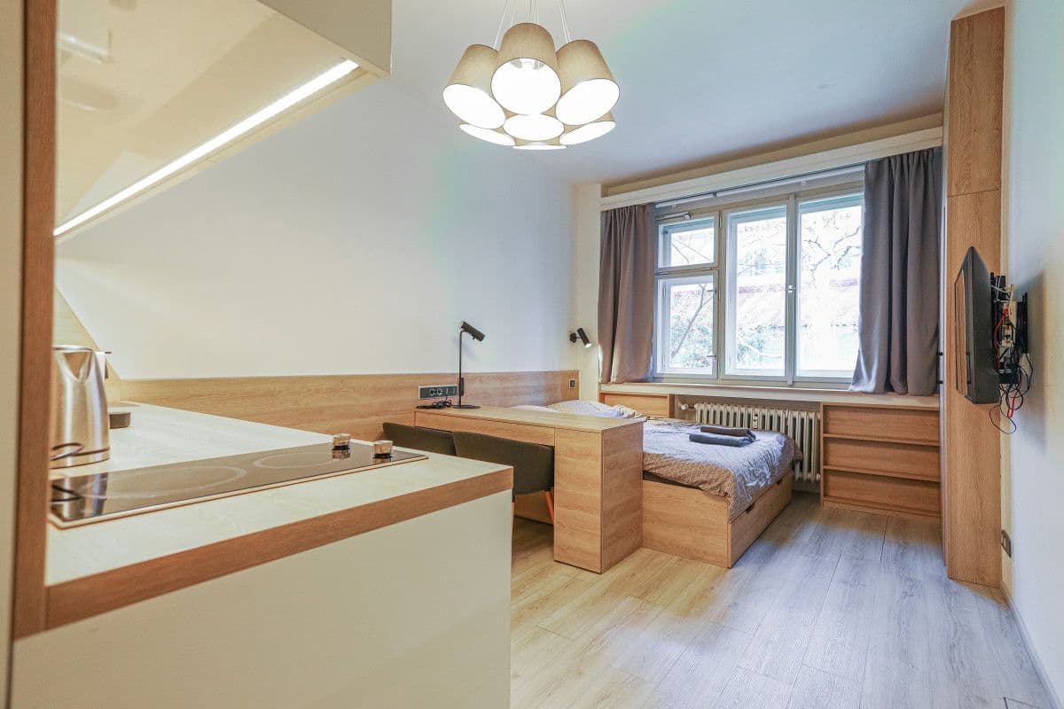 Prenájom bytu 25 m², Stroupežnického, Praha, Praha Prenájom bytu 25 m², Stroupežnického, Praha, Praha