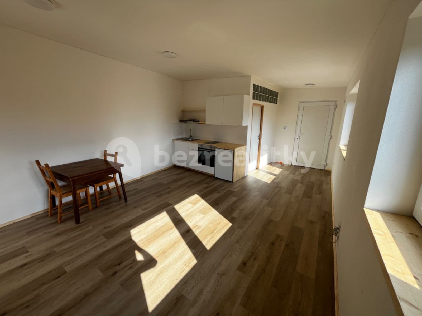 Prenájom bytu 1-izbový 35 m², Trnkova, Brno, Jihomoravský kraj Prenájom bytu 1-izbový 35 m², Trnkova, Brno, Jihomoravský kraj