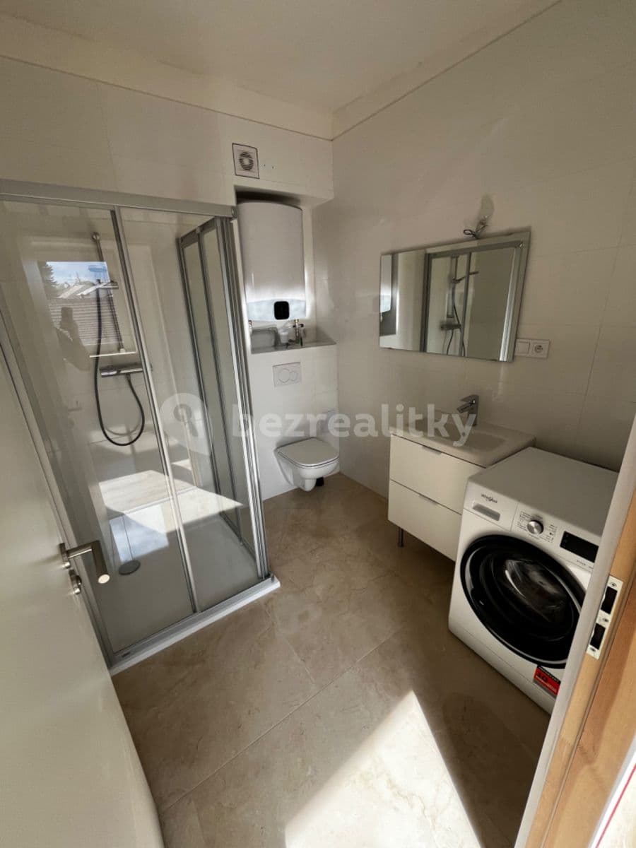 Prenájom bytu 1-izbový 35 m², Trnkova, Brno, Jihomoravský kraj Prenájom bytu 1-izbový 35 m², Trnkova, Brno, Jihomoravský kraj
