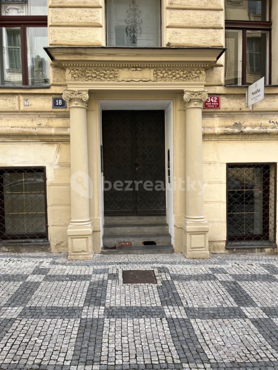 Prenájom bytu 7-izbový 250 m², Trojanova, Praha, Praha Prenájom bytu 7-izbový 250 m², Trojanova, Praha, Praha