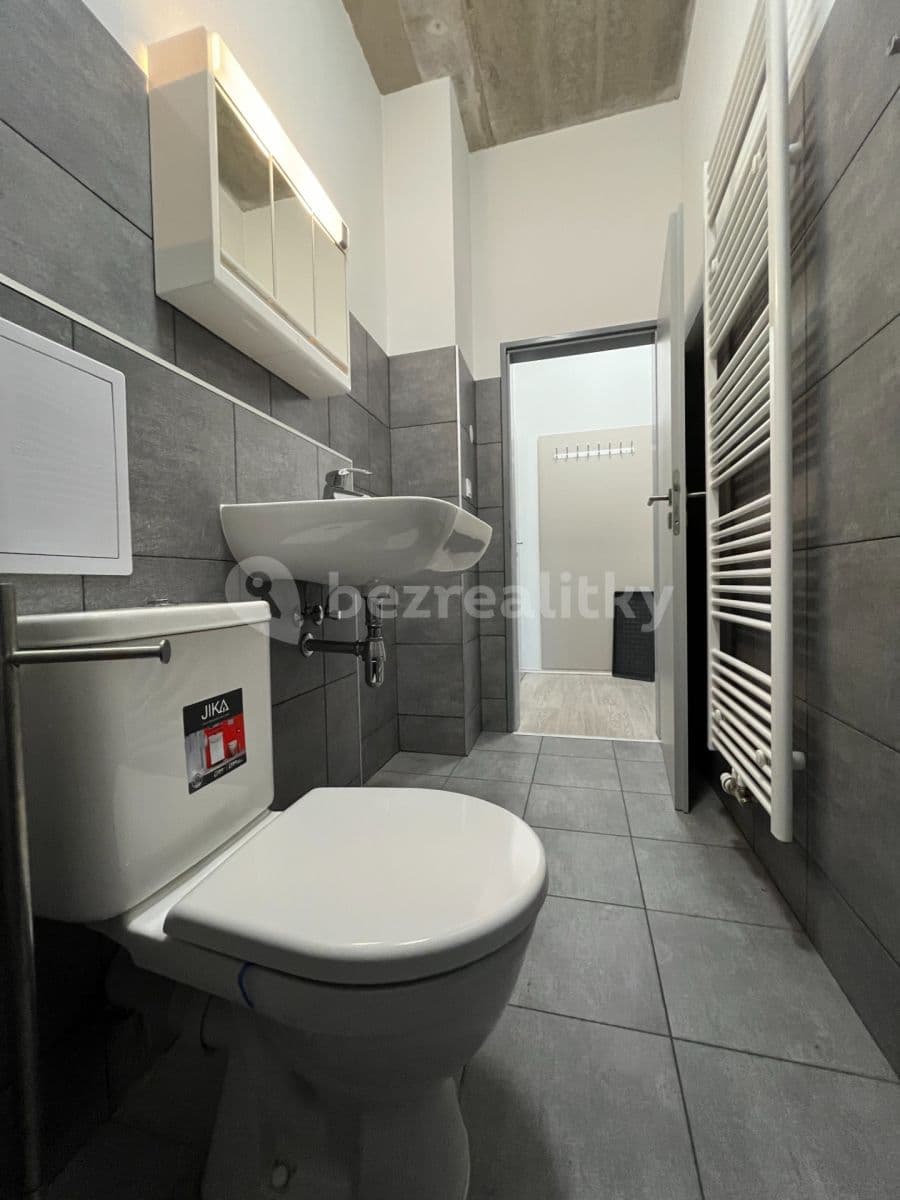 Prenájom bytu 1-izbový 45 m², U Uhříněveské obory, Praha, Praha Prenájom bytu 1-izbový 45 m², U Uhříněveské obory, Praha, Praha