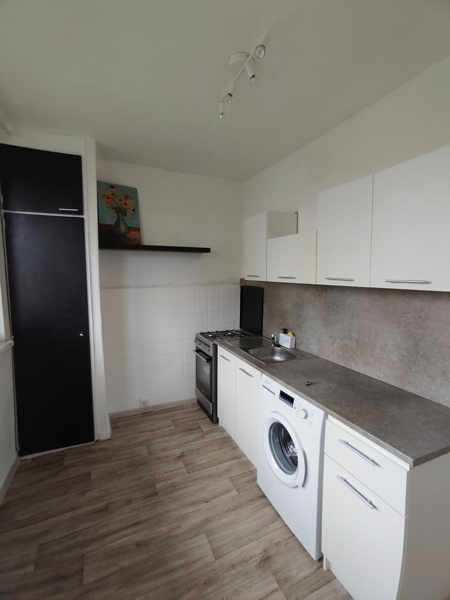 Prenájom bytu 1-izbový 34 m², Bohumínská, Ostrava, Moravskoslezský kraj Prenájom bytu 1-izbový 34 m², Bohumínská, Ostrava, Moravskoslezský kraj