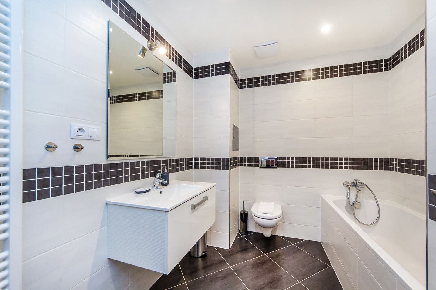Prenájom bytu 65 m², Švehlova, Praha, Praha Prenájom bytu 65 m², Švehlova, Praha, Praha
