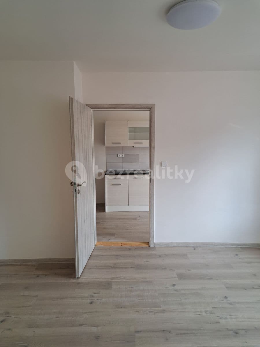 Prenájom bytu 3-izbový 55 m², Bratrská, Bystřice nad Pernštejnem, Kraj Vysočina Prenájom bytu 3-izbový 55 m², Bratrská, Bystřice nad Pernštejnem, Kraj Vysočina