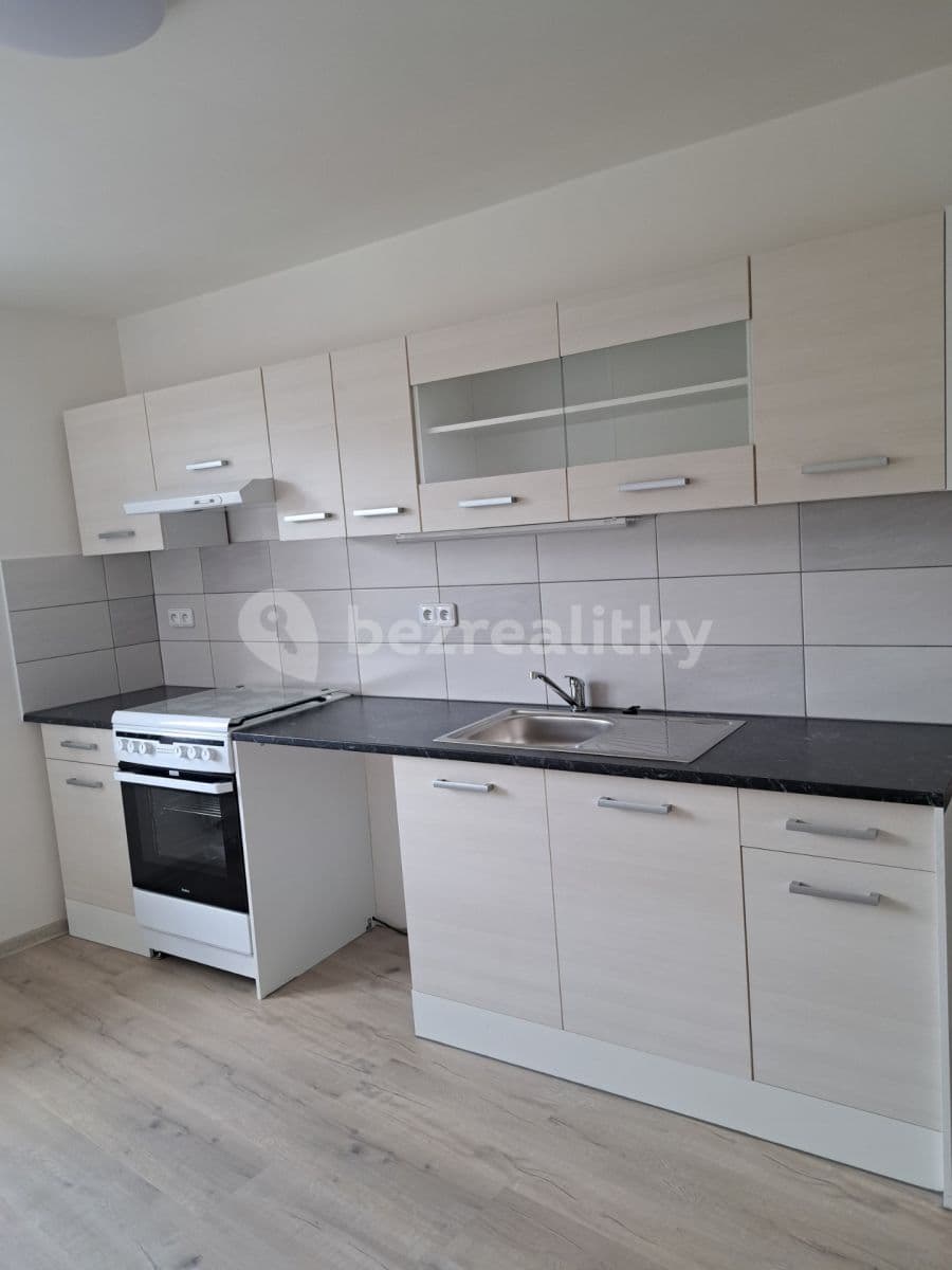 Prenájom bytu 3-izbový 55 m², Bratrská, Bystřice nad Pernštejnem, Kraj Vysočina Prenájom bytu 3-izbový 55 m², Bratrská, Bystřice nad Pernštejnem, Kraj Vysočina