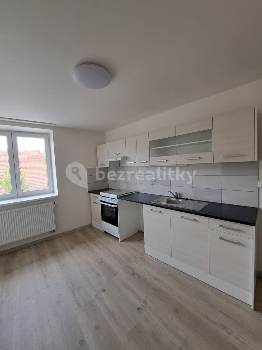 Prenájom bytu 3-izbový 55 m², Bratrská, Bystřice nad Pernštejnem, Kraj Vysočina Prenájom bytu 3-izbový 55 m², Bratrská, Bystřice nad Pernštejnem, Kraj Vysočina