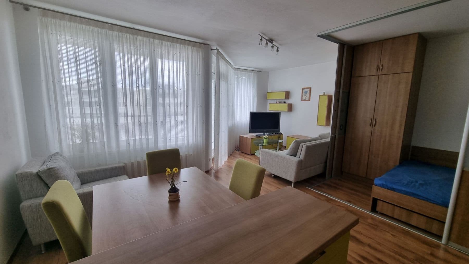 Prenájom bytu 1-izbový 42 m², Jégého, Ružinov, Bratislavský kraj Prenájom bytu 1-izbový 42 m², Jégého, Ružinov, Bratislavský kraj