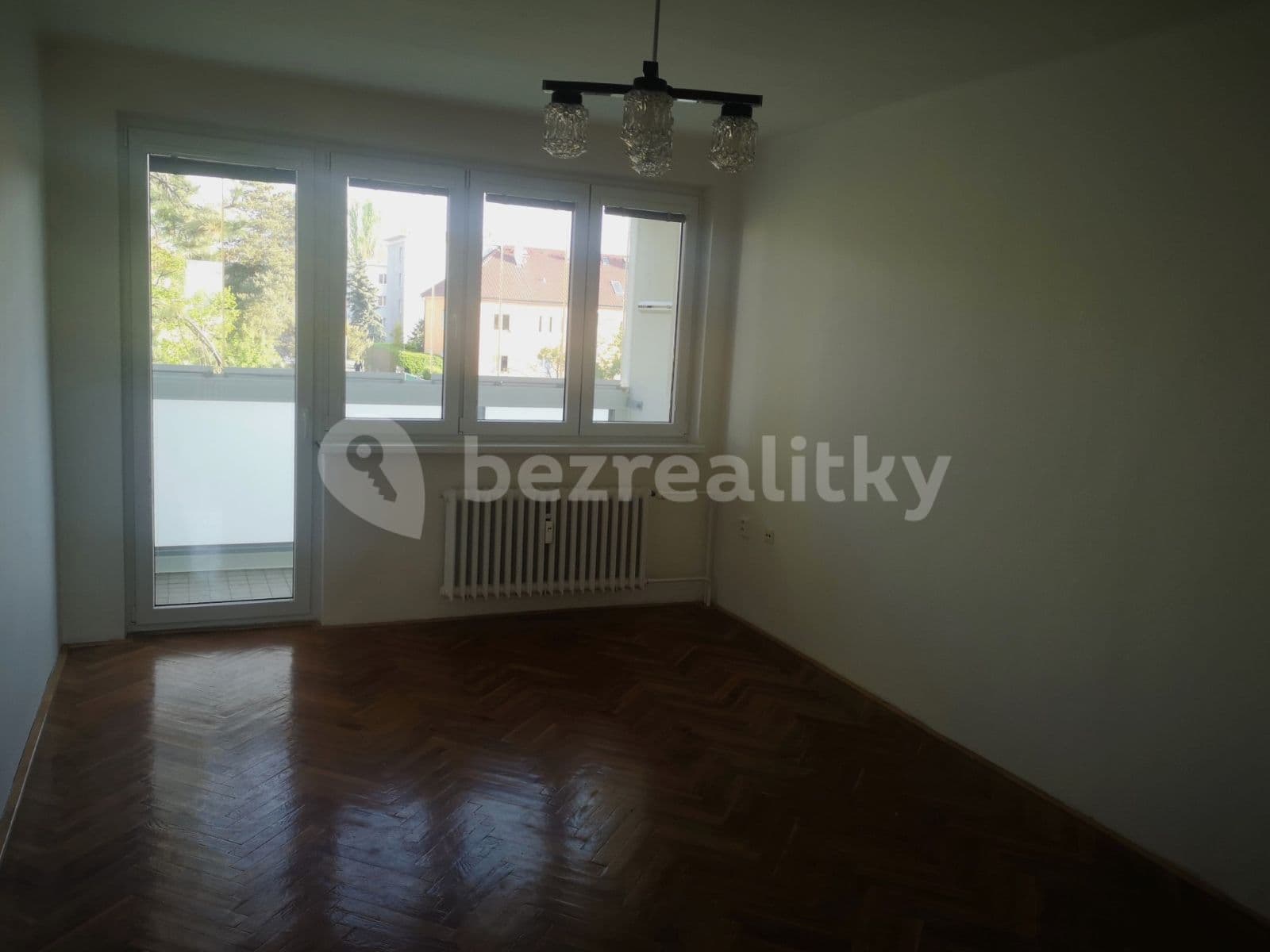Prenájom bytu 4-izbový 69 m², Danielova, Praha, Praha Prenájom bytu 4-izbový 69 m², Danielova, Praha, Praha