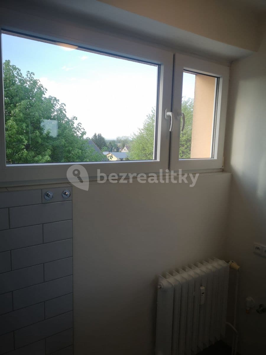 Prenájom bytu 4-izbový 69 m², Danielova, Praha, Praha Prenájom bytu 4-izbový 69 m², Danielova, Praha, Praha