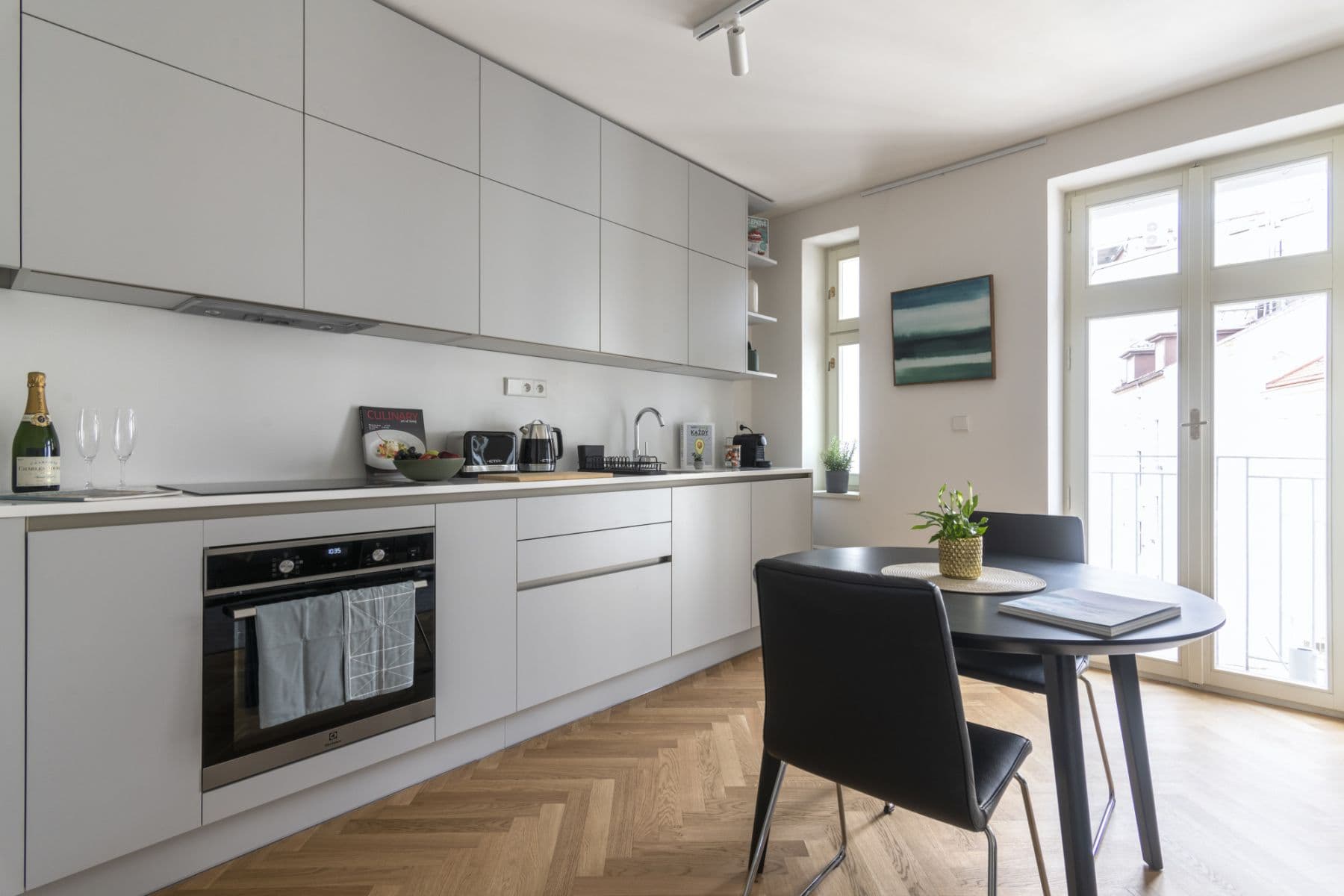 Prenájom bytu 47 m², Bořivojova, Praha, Praha Prenájom bytu 47 m², Bořivojova, Praha, Praha