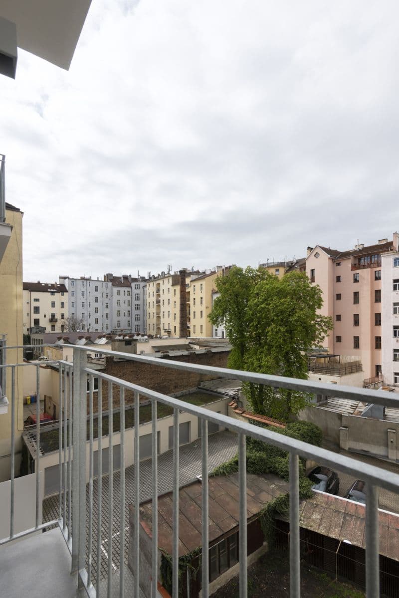 Prenájom bytu 47 m², Bořivojova, Praha, Praha Prenájom bytu 47 m², Bořivojova, Praha, Praha