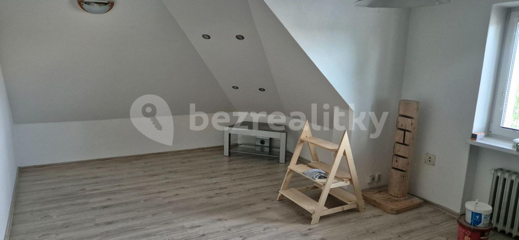 Prenájom bytu 2-izbový 55 m², Lidická, Frýdek-Místek, Moravskoslezský kraj