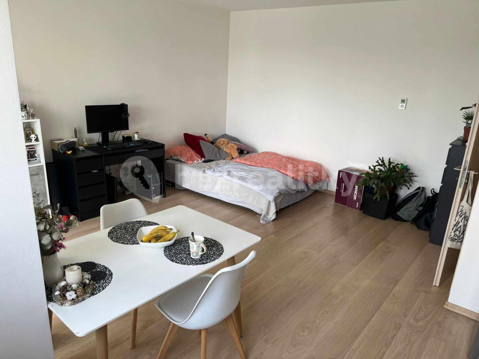Prenájom bytu 1-izbový 35 m², Janského, Olomouc, Olomoucký kraj
