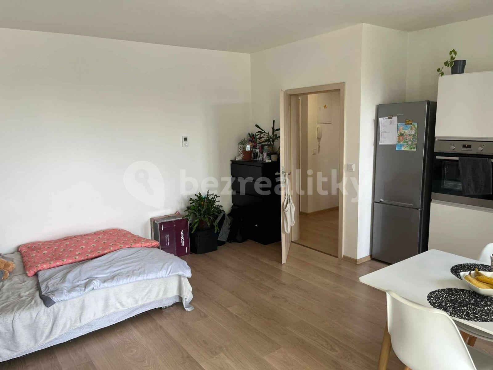 Prenájom bytu 1-izbový 35 m², Janského, Olomouc, Olomoucký kraj