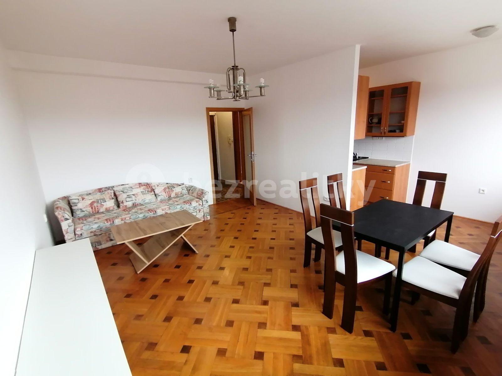 Prenájom bytu 4-izbový 130 m², Xaveriova, Praha, Praha