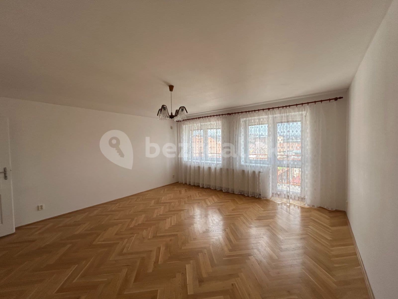 Prenájom bytu 3-izbový 78 m², Poděbradova, Brno, Jihomoravský kraj