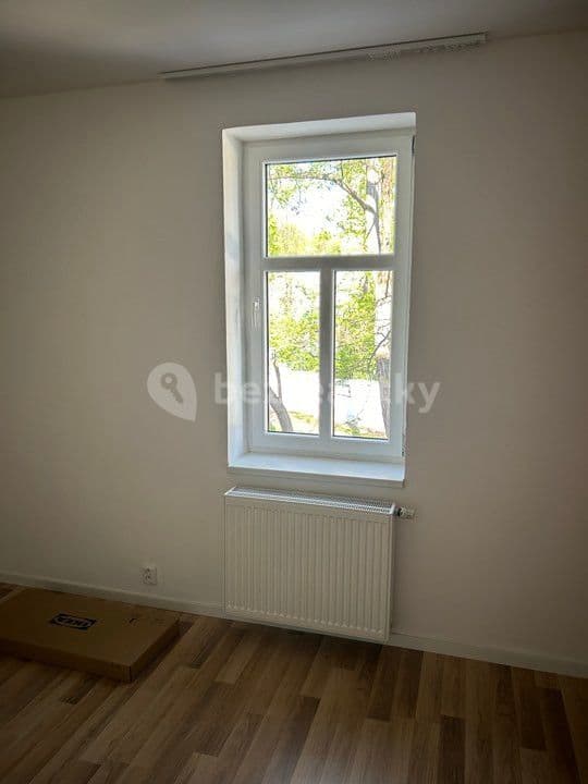 Prenájom bytu 2-izbový 42 m², Fűgnerova, Slaný, Středočeský kraj