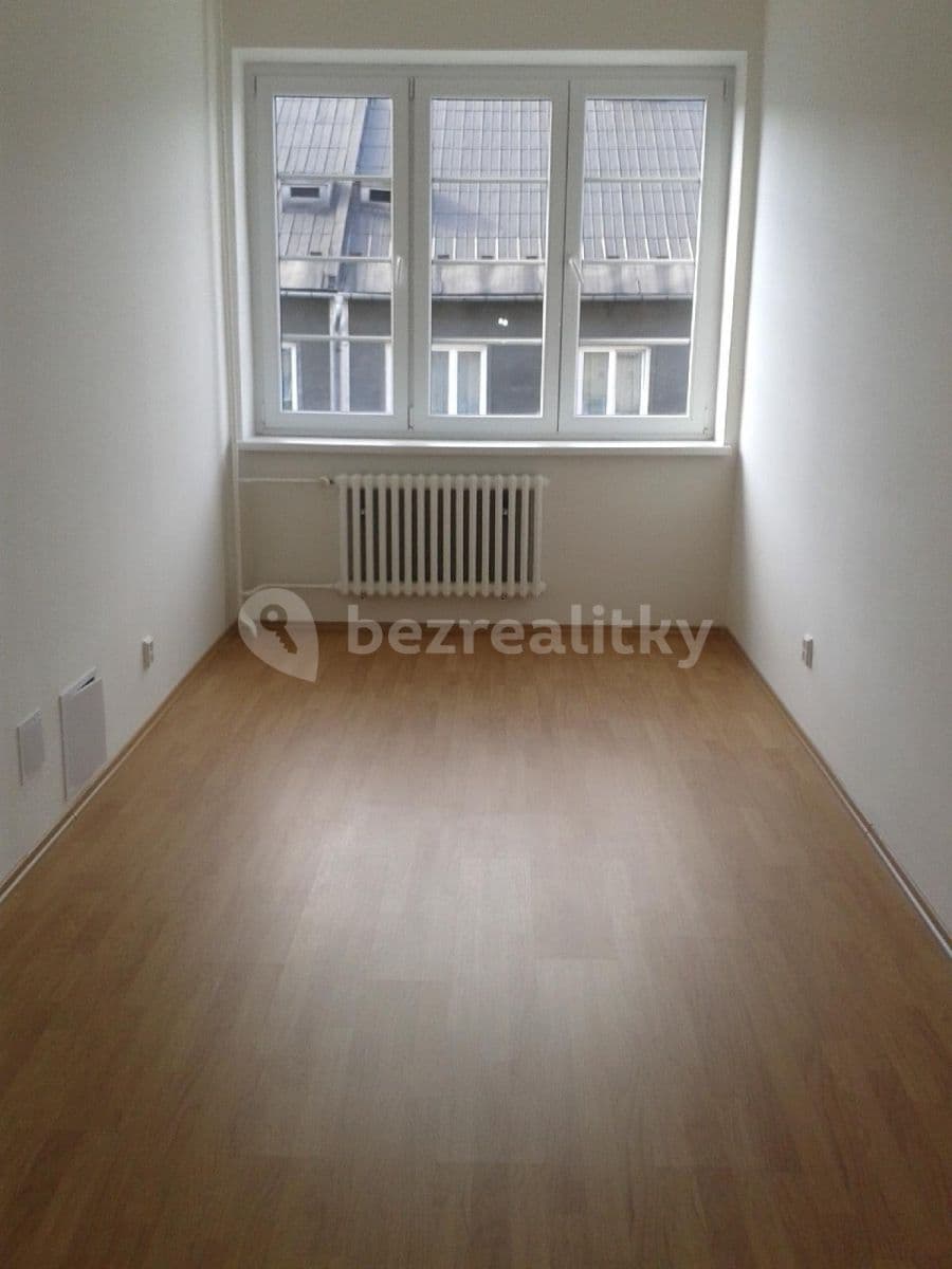 Prenájom bytu 2-izbový 57 m², Hrušovská, Ostrava, Moravskoslezský kraj