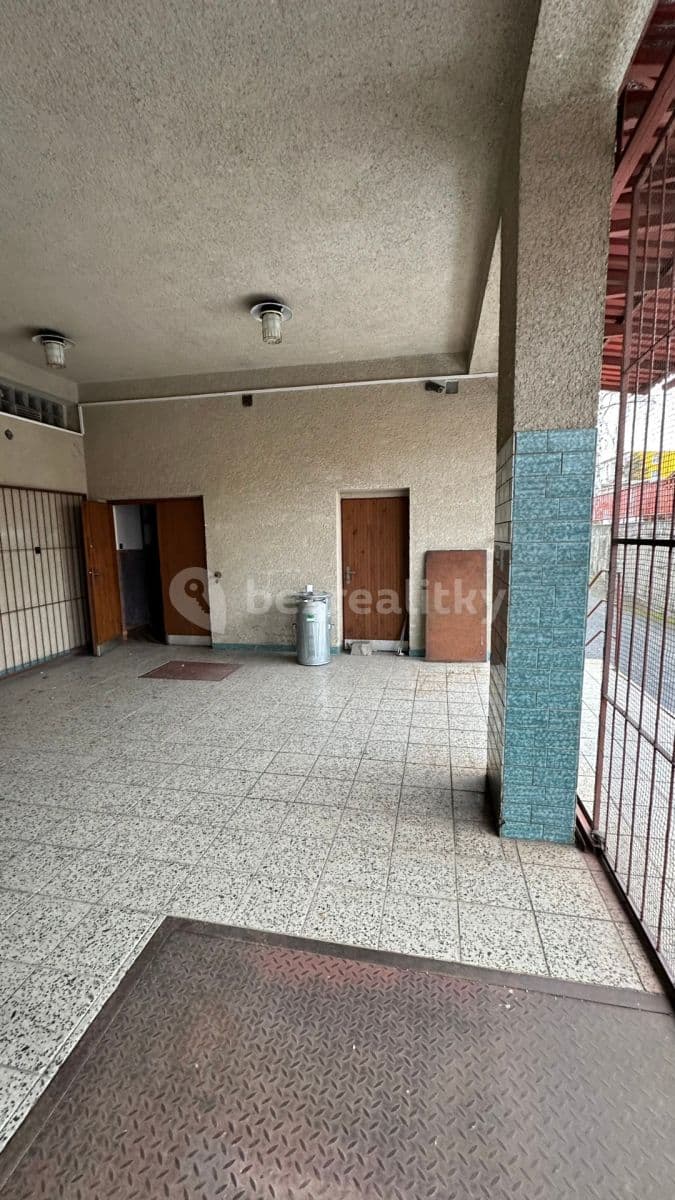 Prenájom nebytového priestoru 500 m², Zahradní, Klatovy, Plzeňský kraj Prenájom nebytového priestoru 500 m², Zahradní, Klatovy, Plzeňský kraj