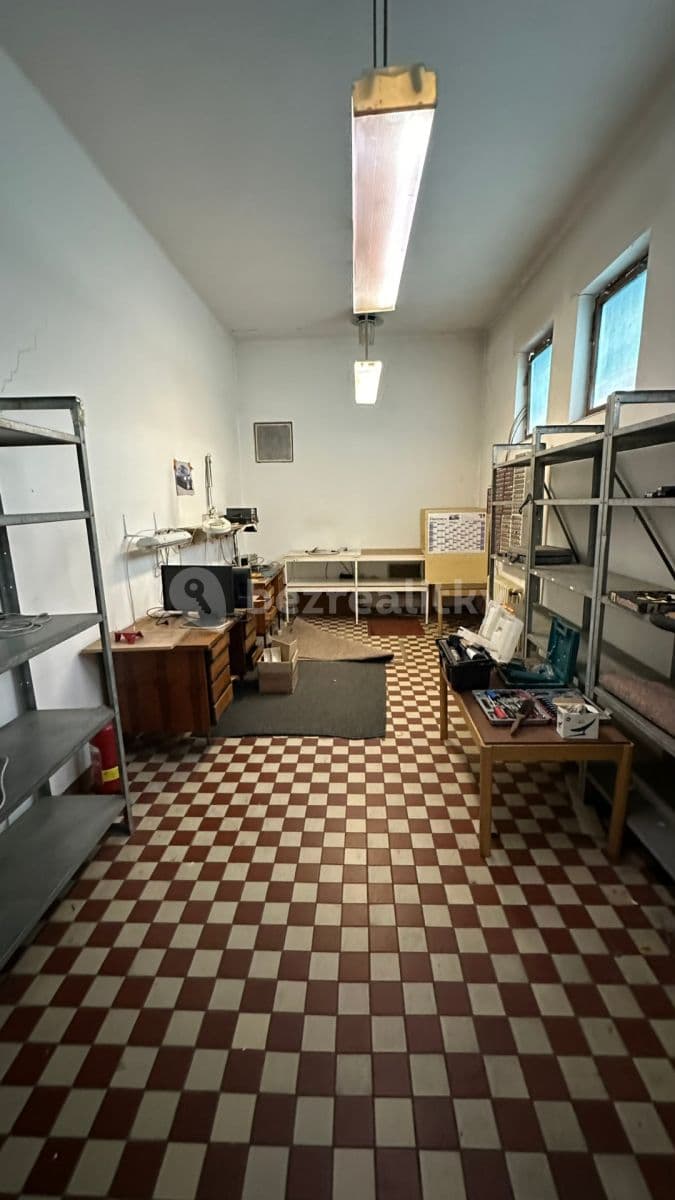 Prenájom nebytového priestoru 500 m², Zahradní, Klatovy, Plzeňský kraj Prenájom nebytového priestoru 500 m², Zahradní, Klatovy, Plzeňský kraj