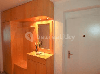 Prenájom bytu 3-izbový 53 m², Svojšovická, Praha, Praha Prenájom bytu 3-izbový 53 m², Svojšovická, Praha, Praha