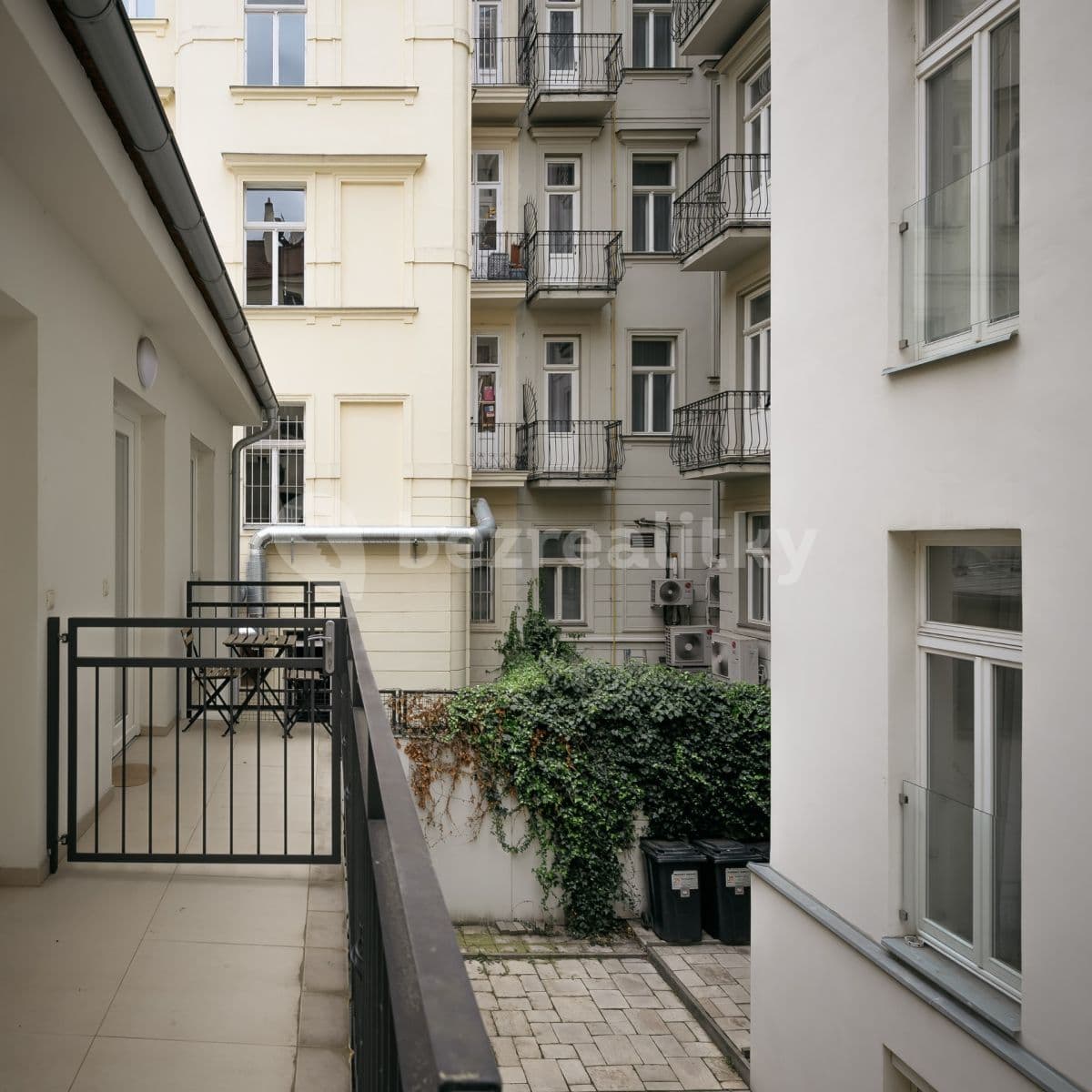 Predaj bytu 1-izbový 27 m², Příčná, Praha, Praha
