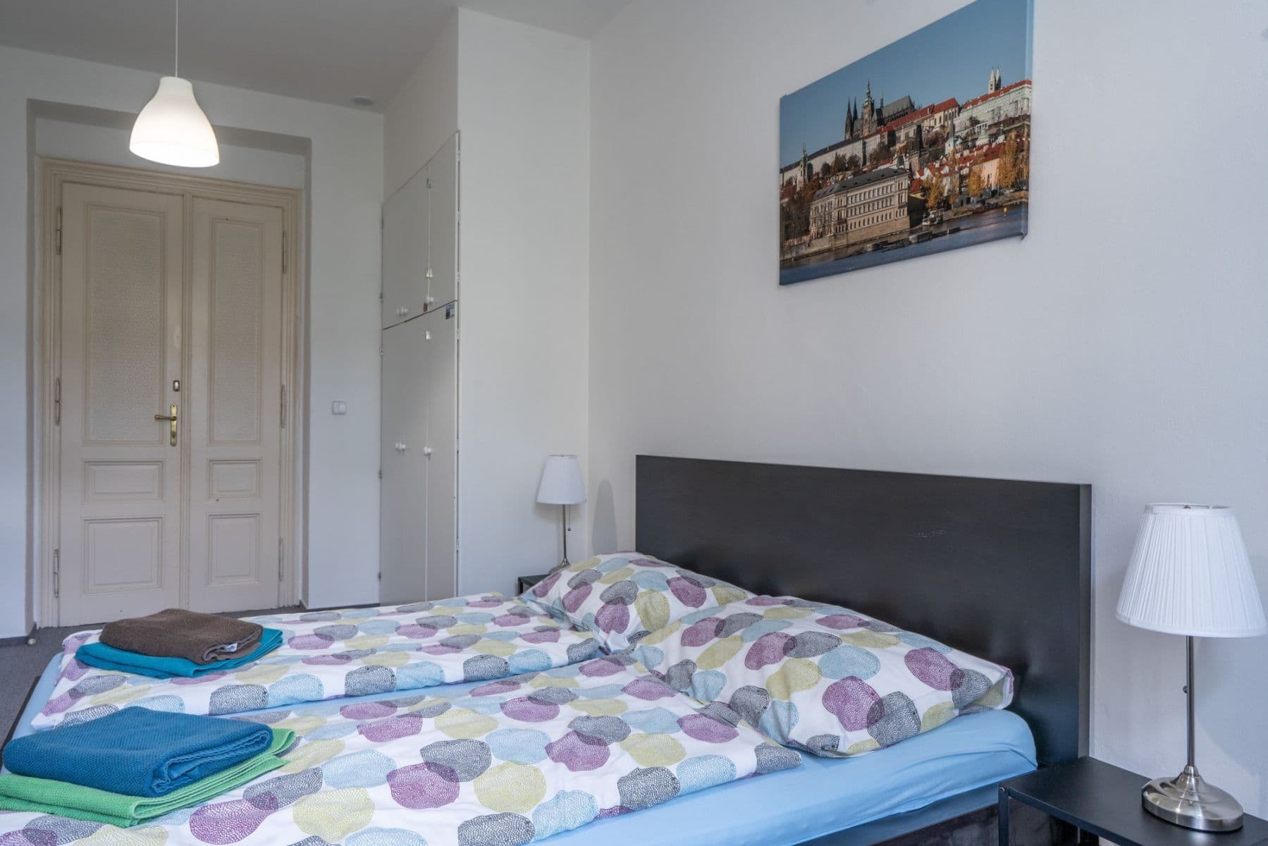 Prenájom bytu 79 m², Polská, Praha, Praha Prenájom bytu 79 m², Polská, Praha, Praha