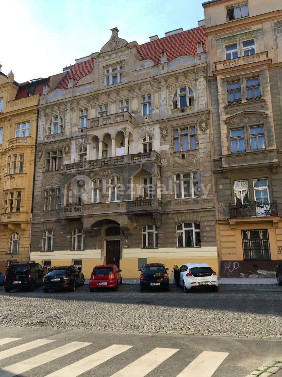 Prenájom bytu 3-izbový 79 m², Polská, Praha, Praha