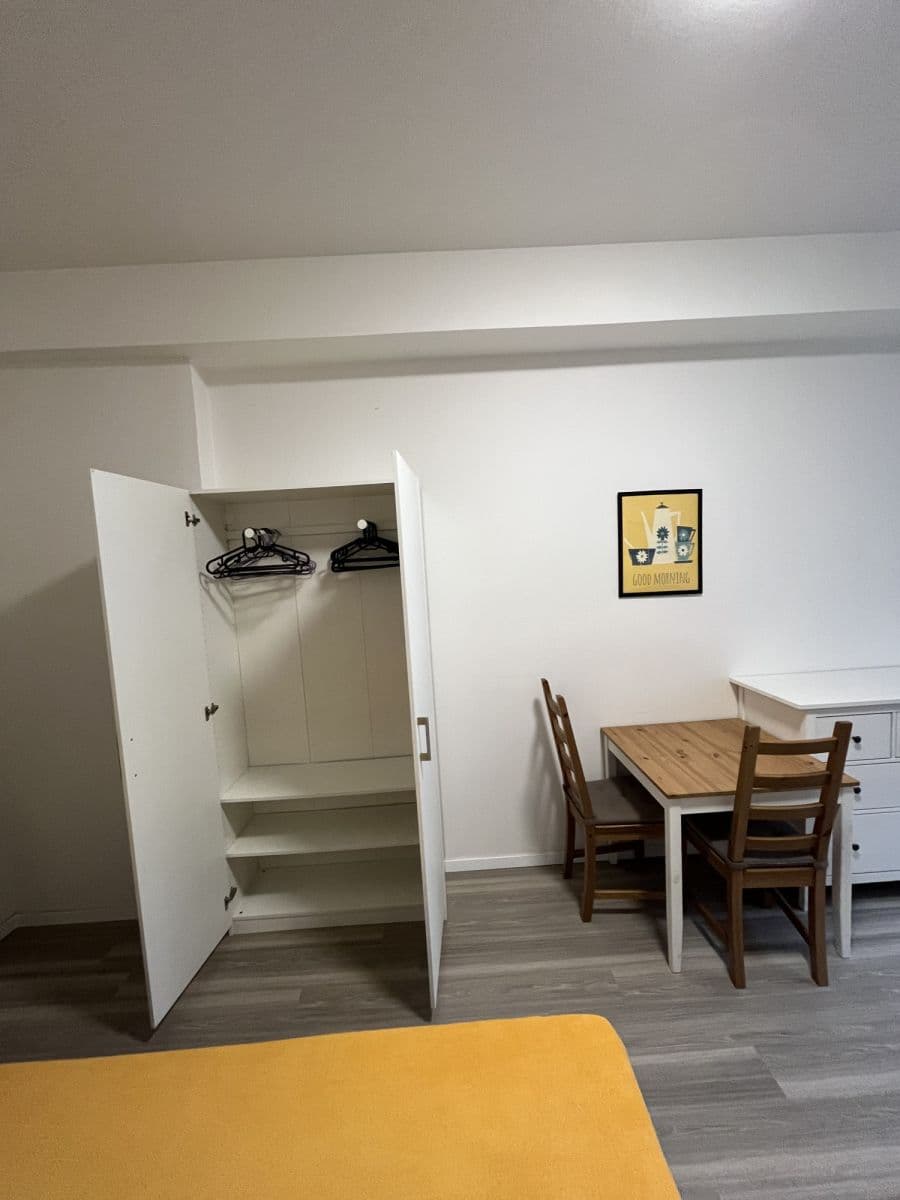 Prenájom bytu 33 m², Sokolovská, Praha, Praha Prenájom bytu 33 m², Sokolovská, Praha, Praha