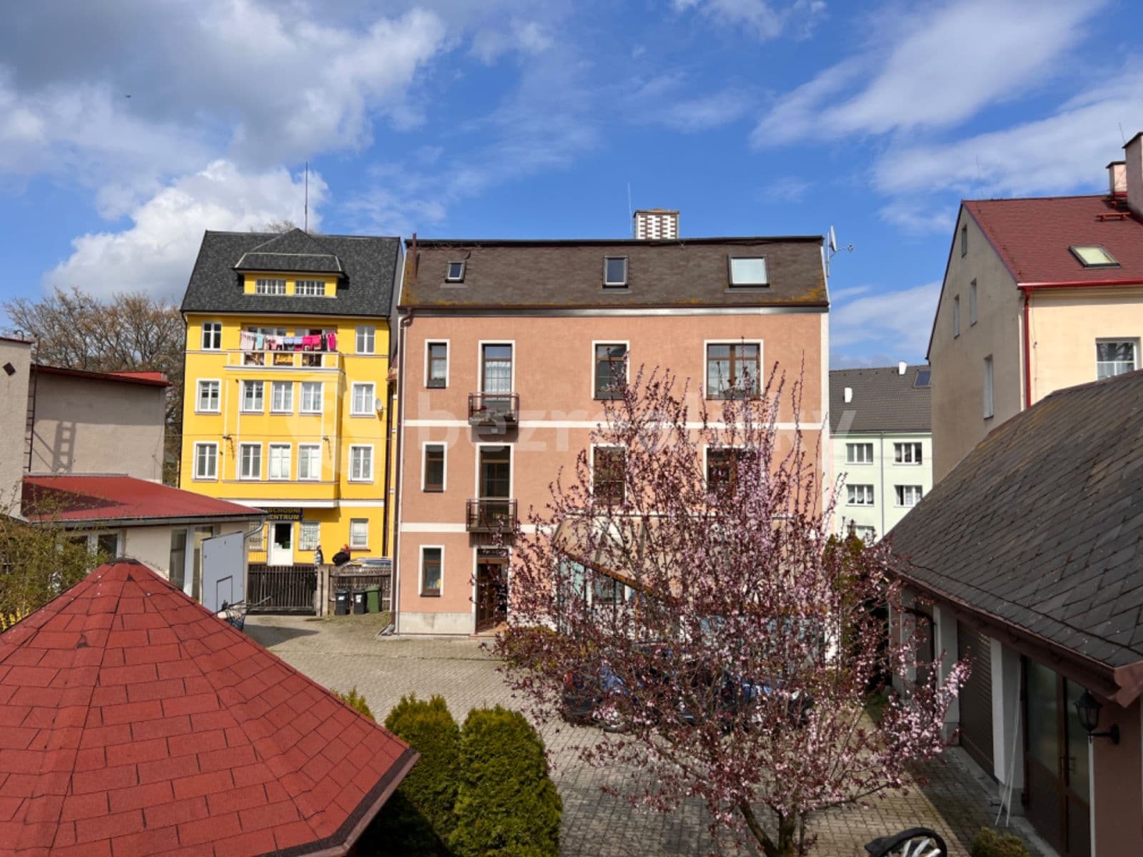 Prenájom bytu 2-izbový 60 m², Vítězná, Hranice, Karlovarský kraj Prenájom bytu 2-izbový 60 m², Vítězná, Hranice, Karlovarský kraj