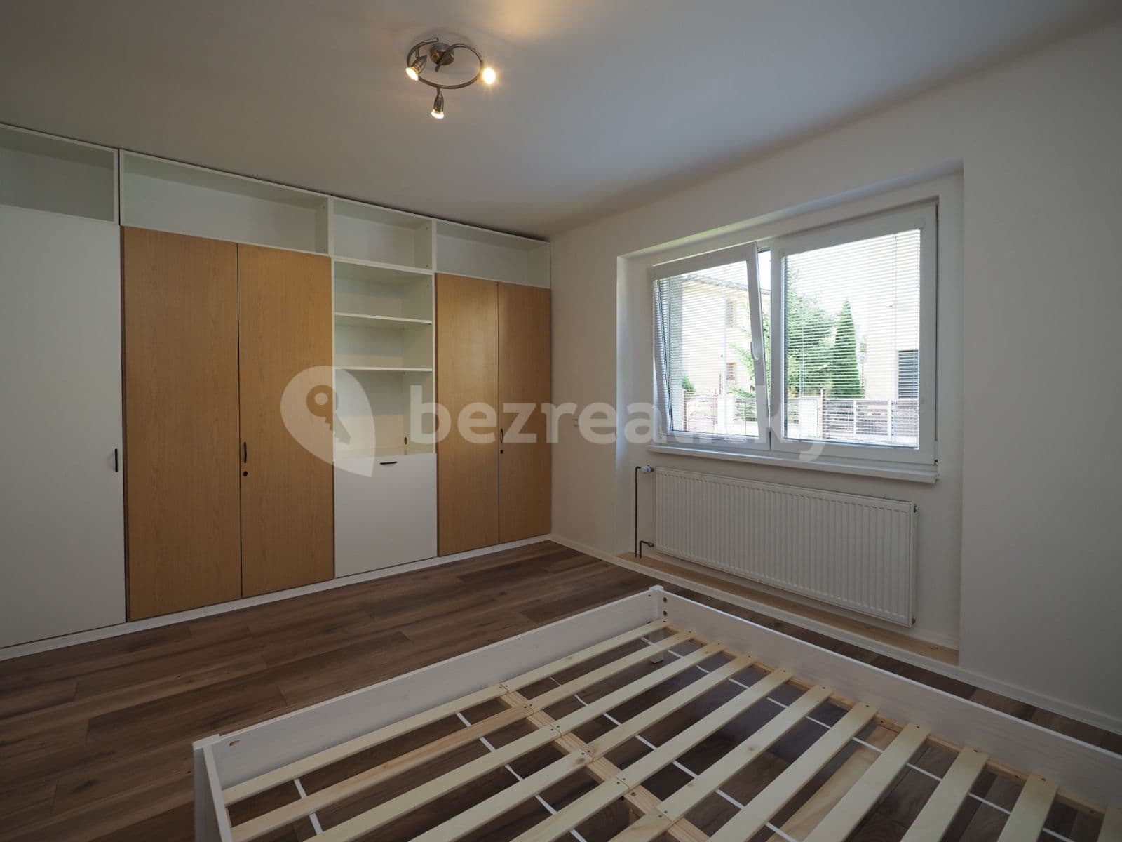 Prenájom bytu 2-izbový 65 m², Beskydská, Praha, Praha Prenájom bytu 2-izbový 65 m², Beskydská, Praha, Praha