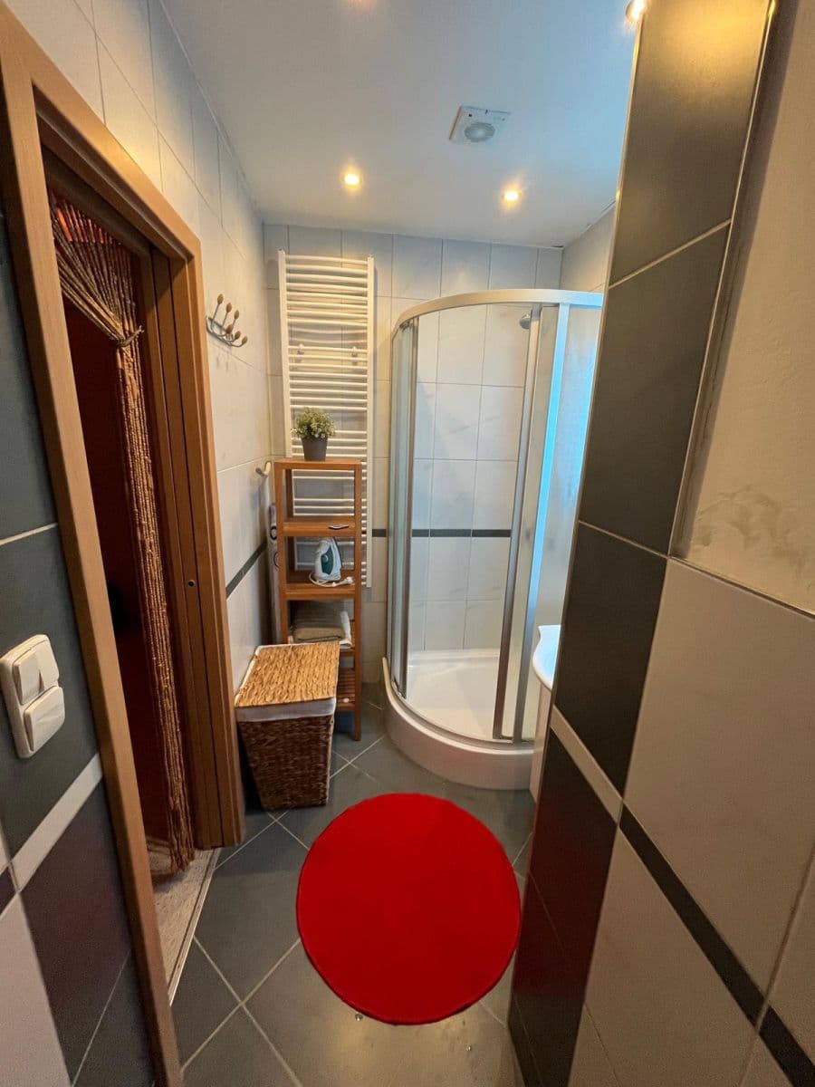 Prenájom bytu 32 m², Hadovitá, Praha, Praha Prenájom bytu 32 m², Hadovitá, Praha, Praha