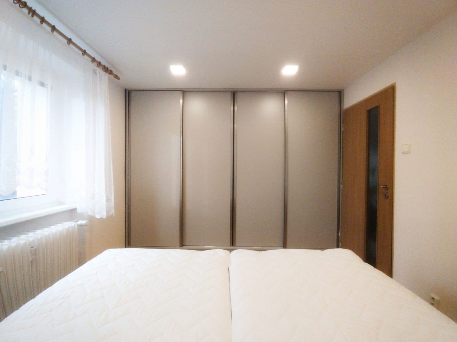 Prenájom bytu 3-izbový 80 m², Tvrdého, Praha, Praha Prenájom bytu 3-izbový 80 m², Tvrdého, Praha, Praha