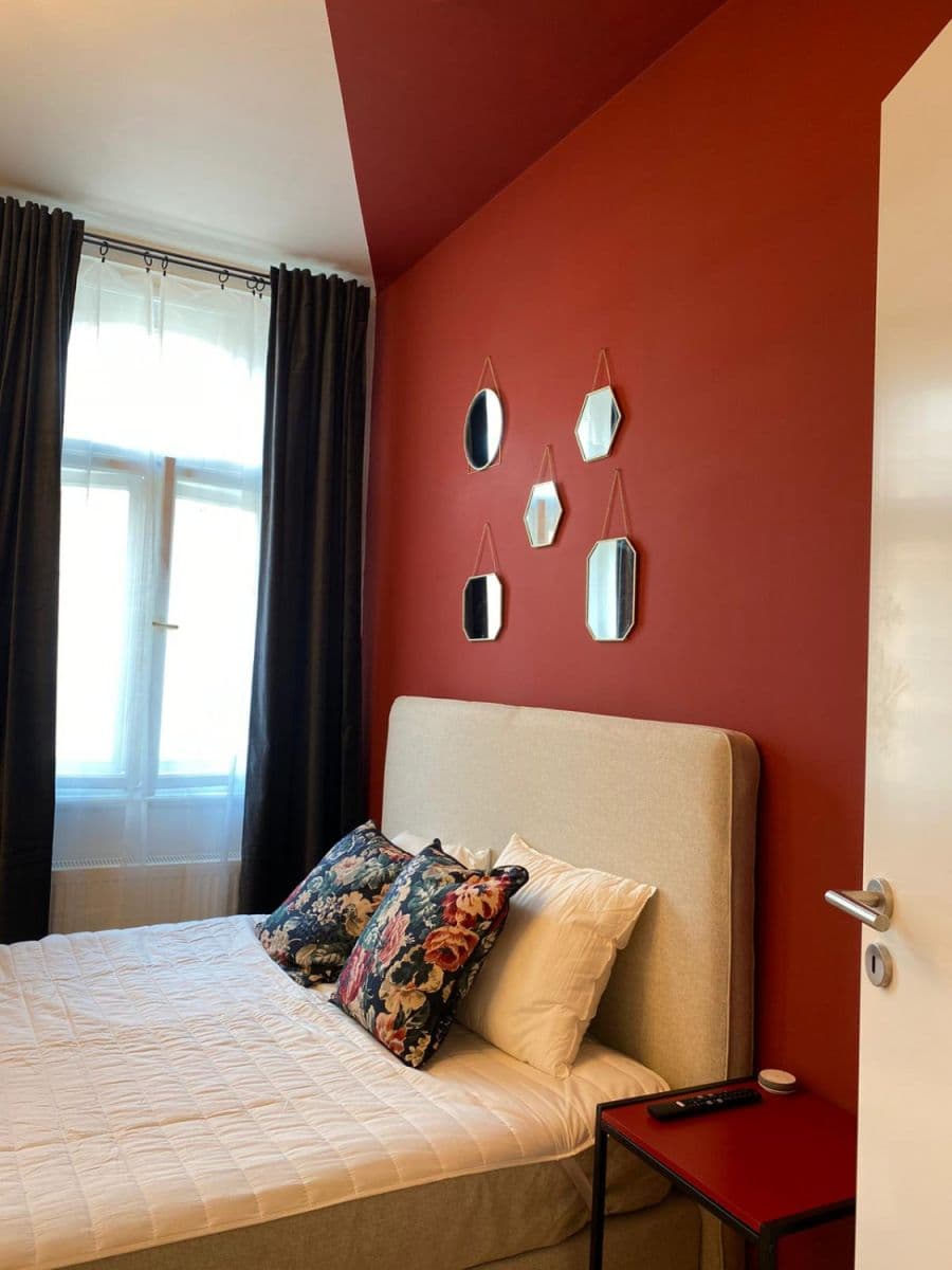 Prenájom bytu 24 m², Tyršova, Praha, Praha Prenájom bytu 24 m², Tyršova, Praha, Praha