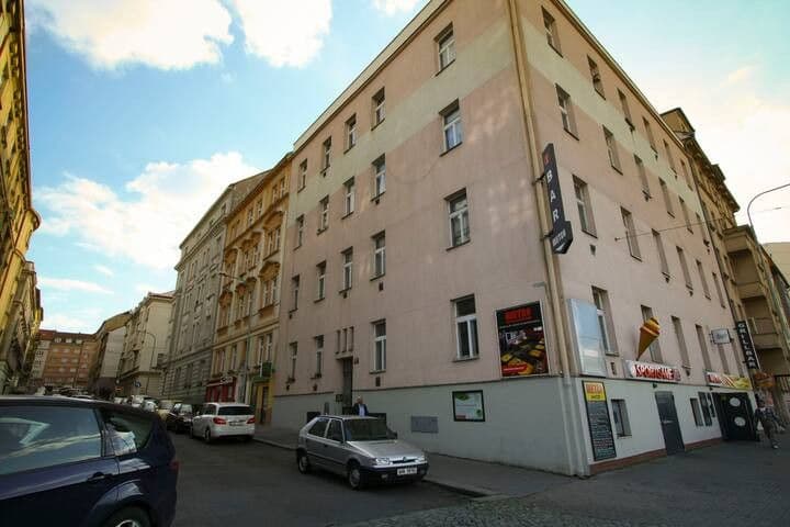 Prenájom bytu 25 m², Heydukova, Praha, Praha Prenájom bytu 25 m², Heydukova, Praha, Praha