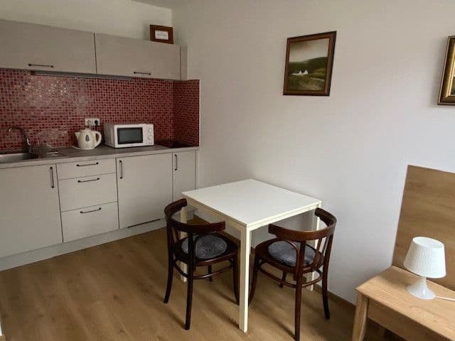 Prenájom bytu 25 m², Heydukova, Praha, Praha Prenájom bytu 25 m², Heydukova, Praha, Praha