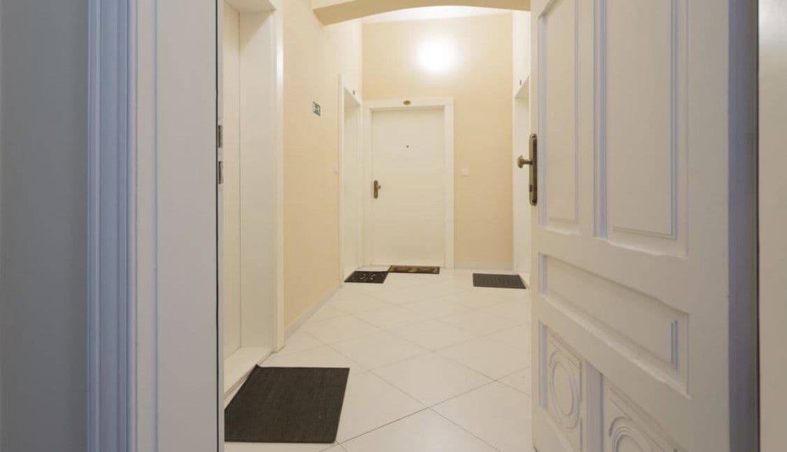 Prenájom bytu 32 m², Šimáčkova, Praha, Praha Prenájom bytu 32 m², Šimáčkova, Praha, Praha