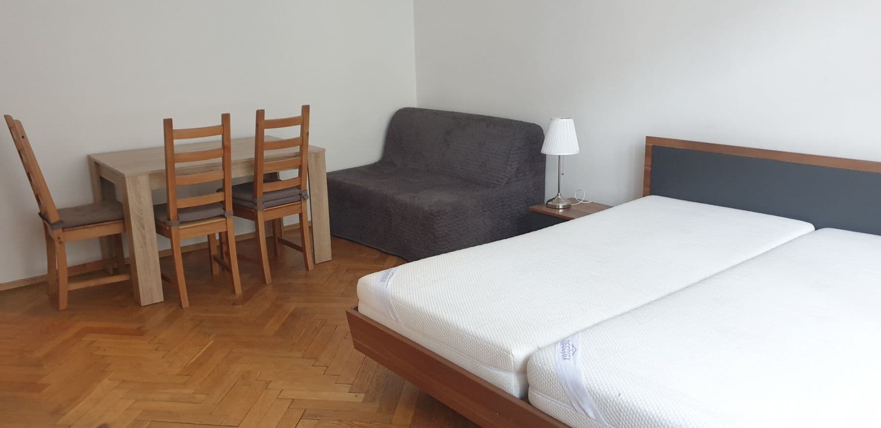 Prenájom bytu 56 m², Vltavská, Praha, Praha Prenájom bytu 56 m², Vltavská, Praha, Praha